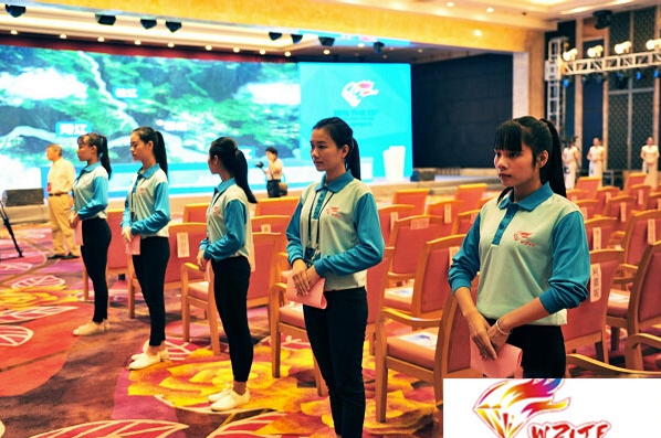 “世界人工寶石之都”梧州舉辦寶石節(jié) 首創(chuàng)“互聯(lián)網(wǎng)+寶石” “世界人工寶石之都”梧州舉辦寶石節(jié) 首創(chuàng)“互聯(lián)網(wǎng)+寶石”