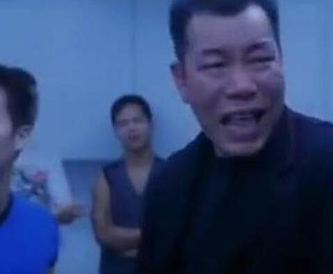 李兆基在《古惑仔》飾演吹水基