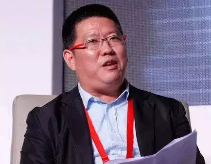 芝蘭玉樹董事 曾李青