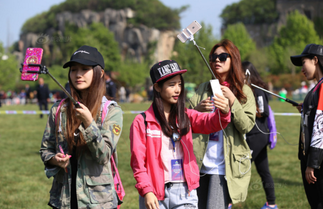 當(dāng)直播江湖迎來最嚴(yán)監(jiān)管 天鴿互動（01980）如何決戰(zhàn)光明頂？