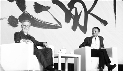 商報訊 昨天，阿里影業(yè)宣布與Amblin Partners制片公司達(dá)成一攬子協(xié)同發(fā)展計劃。根據(jù)雙方協(xié)議，阿里影業(yè)將收購Amblin Partners的部分股權(quán)，成為Amblin Partners制片公司的戰(zhàn)略股東之一，并在電影投資、制作、衍生品及宣傳等方面展開合作。這也是阿里影業(yè)成立兩年以來，首度以資本加業(yè)務(wù)的融合形態(tài)與好萊塢娛樂集團達(dá)成合作。