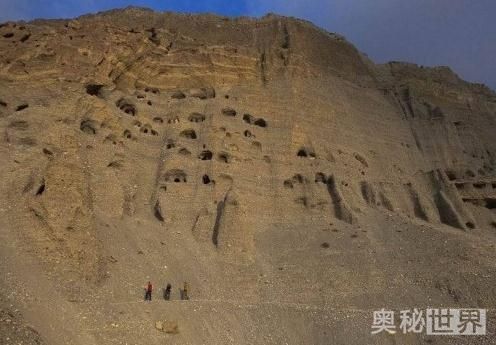 尼泊尔隐藏千年沙堡王国 1万多个人造洞穴