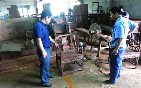 公示：第20屆名佳紅木伯樂匯感恩回饋專場(chǎng)3月22日（周日）在名佳企業(yè)常熟總部隆重舉行，詳細(xì)內(nèi)容請(qǐng)登陸名佳紅木官方微信平臺(tái)。