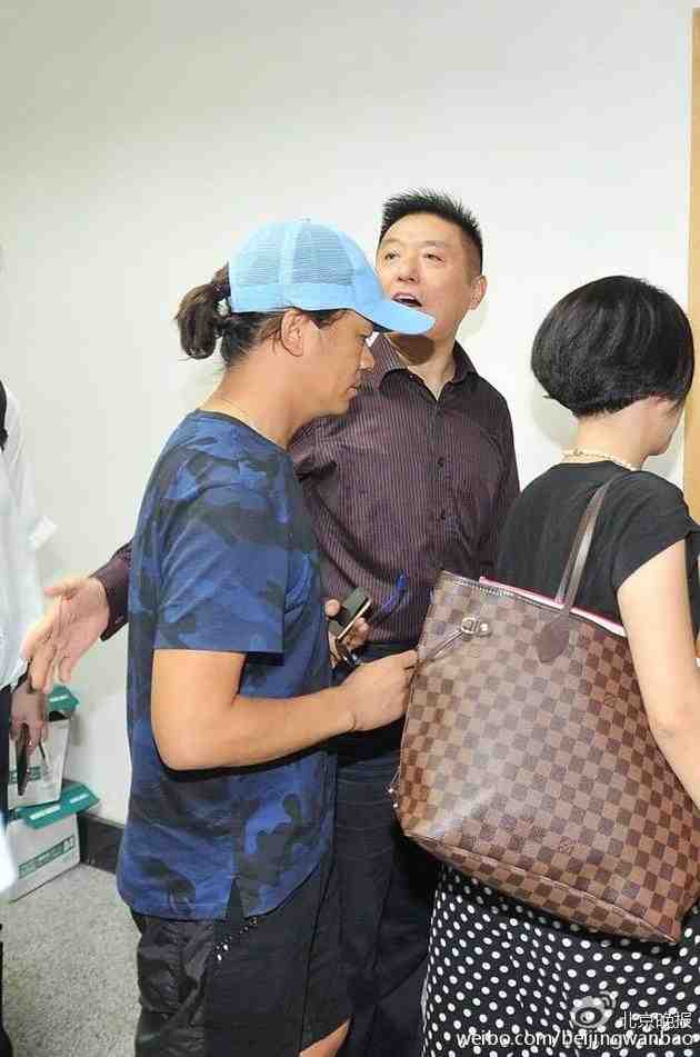 王宝强法院正式诉离婚 要求孩子抚养权