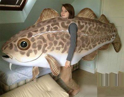 想变成一条大鱼的女孩.jpg