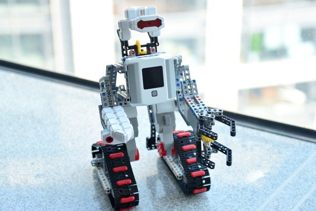 為看穿人類Google AI 