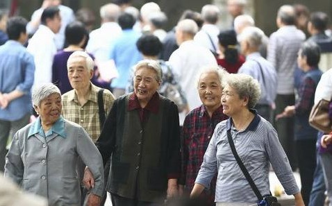 中国进入老龄化社会.JPG