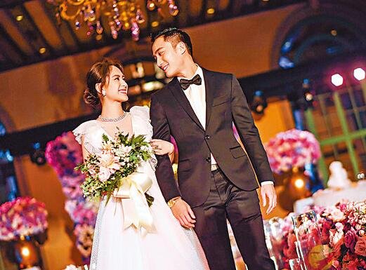 阿娇与赖弘国今年5月在美国举行婚礼。