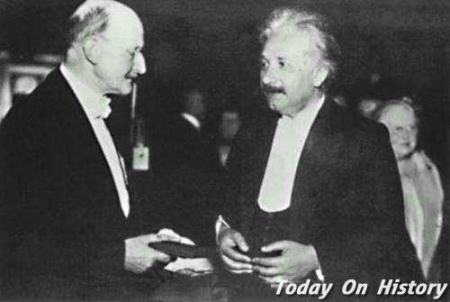 普朗克与爱因斯坦