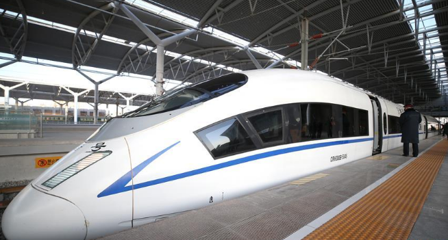 寧夏首條高鐵開(kāi)通