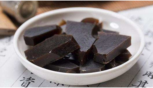 東阿阿膠首次虧損