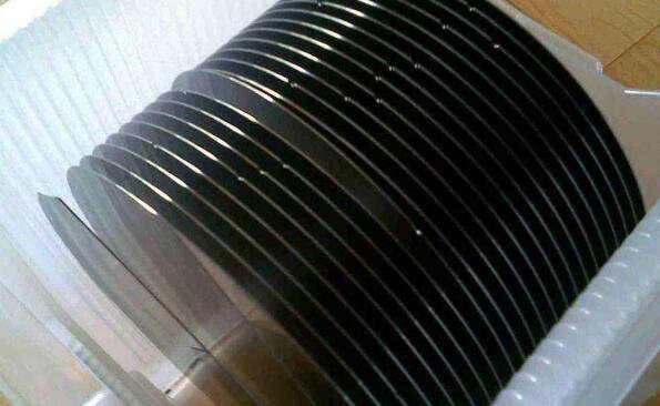 滬硅產(chǎn)業(yè)上市時(shí)間.jpg 滬硅產(chǎn)業(yè)上市時(shí)間.jpg