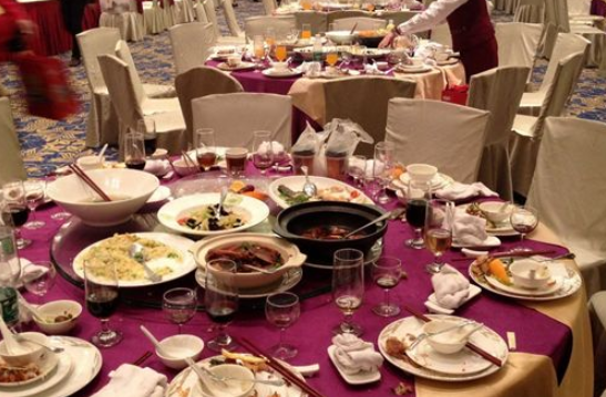 宴席糧食浪費.png 宴席糧食浪費.png