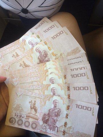 2000泰铢多少人民币呢,2000泰铢在泰国能