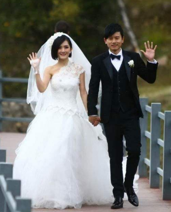 张杰和谢娜结婚