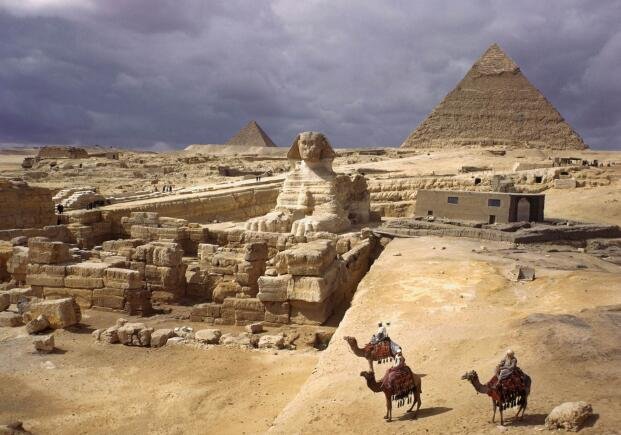 埃及胡夫金字塔.jpg