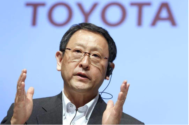 丰田章男简介，丰田集团的总资产是多少