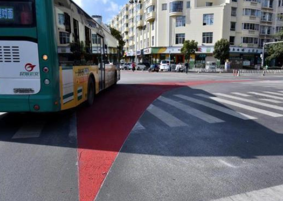 紅色警示帶.png 紅色警示帶.png