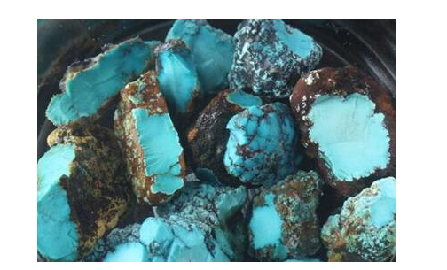 綠松石產(chǎn)地哪的最好 綠松石產(chǎn)地哪的最好