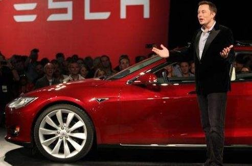 特斯拉市值首破5000億美元  .jpg