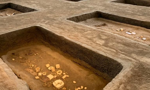 良渚文化遗址发掘现场保留