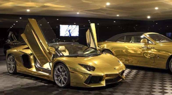 世界上最贵的黄金车