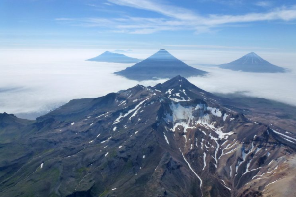 阿拉斯加的群岛可能是一座巨大的相互连接的火山
