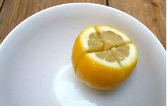 柠檬放床头有什么作用