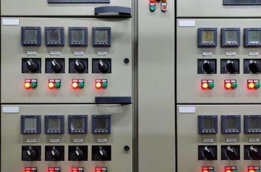 拉閘限電.jpg 拉閘限電.jpg