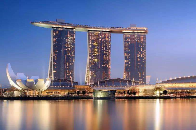 新加坡灯光风景.png