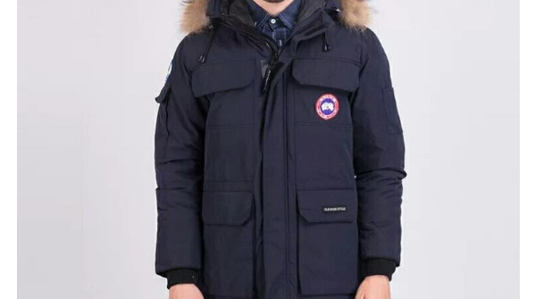 加拿大的羽絨服