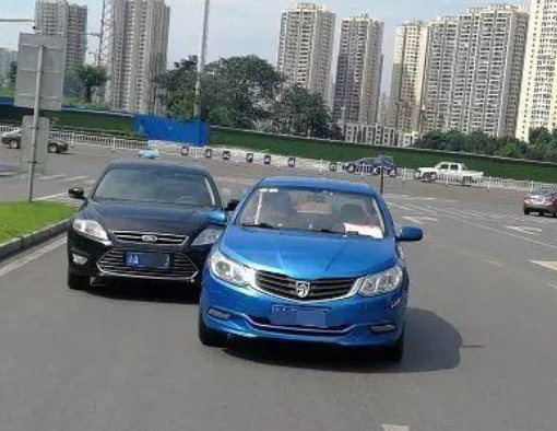 交通事故拖著對誰不利.png 交通事故拖著對誰不利.png