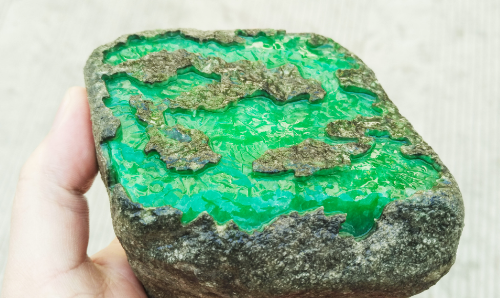 翡翠原石.png 翡翠原石.png