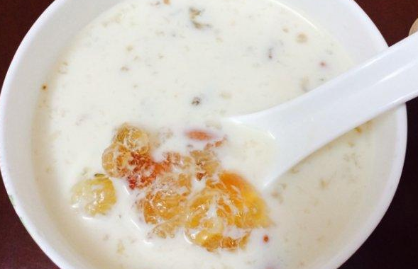 牛奶燉桃膠.png 牛奶燉桃膠.png