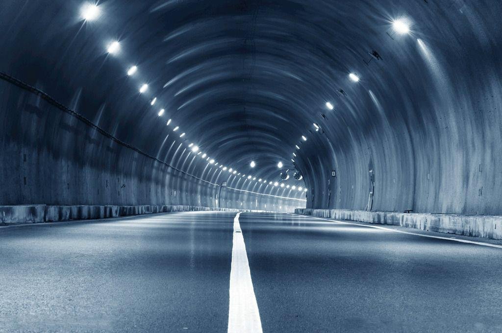 世界最长隧道.jpg