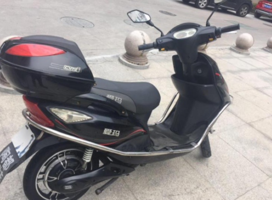 愛(ài)瑪電動(dòng)車.png 愛(ài)瑪電動(dòng)車.png