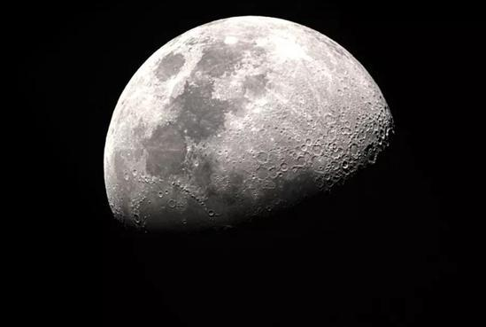 月球的起源