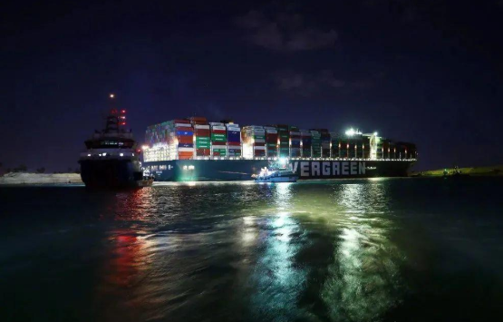 夜晚的長(zhǎng)賜號(hào)和蘇伊士.png 夜晚的長(zhǎng)賜號(hào)和蘇伊士.png