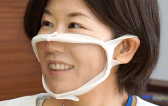 日本推出口鼻处透明口罩，除了这个日本在这个特殊时期还推出了哪些透明口罩