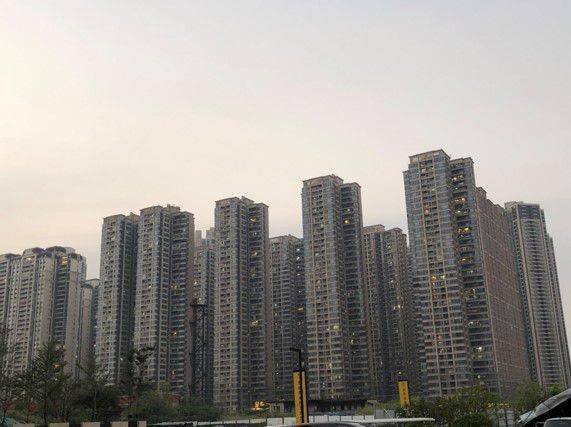 超8成买房者需贷款，中国哪些城市杠杆率高，为何95后购房比例比较高？