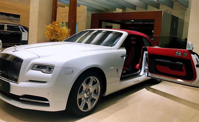 勞斯萊斯.png 勞斯萊斯.png