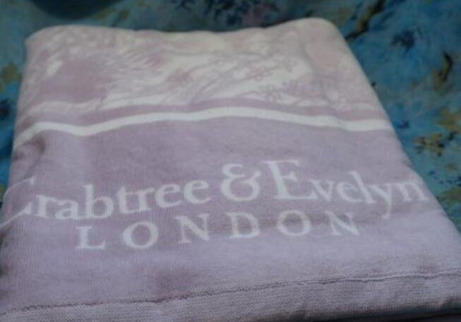 浴巾品牌2.jpg 浴巾品牌2.jpg