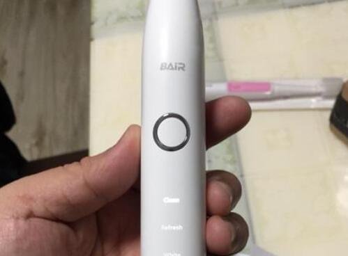 電動牙刷好用嗎2.jpg 電動牙刷好用嗎2.jpg