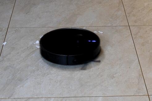 掃地機(jī)器人.jpg