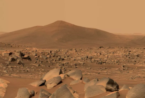 美国宇航局在火星上的恒心漫游者发现了一些神秘的岩石.png