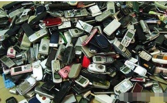 废旧手机回收的人是怎么赚钱的？废旧手机回收为什么会有存在的空间？