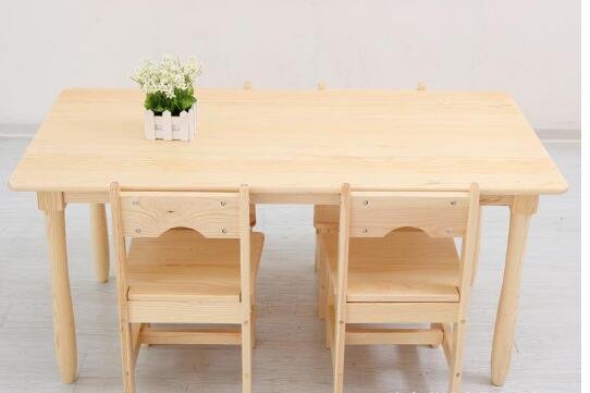 高端學(xué)習(xí)桌椅有哪些