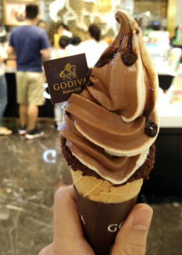 冰淇淋是哪國發(fā)明的，冰淇淋是怎么到中國來的呢？