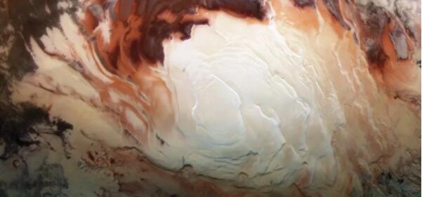 火星埋藏的极地“湖泊”可能只是冰冻的粘土.jpg