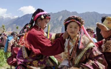藏族的风俗，这是了解这个民族最好的史料